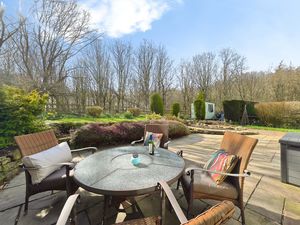 Photo 13- click for photo gallery